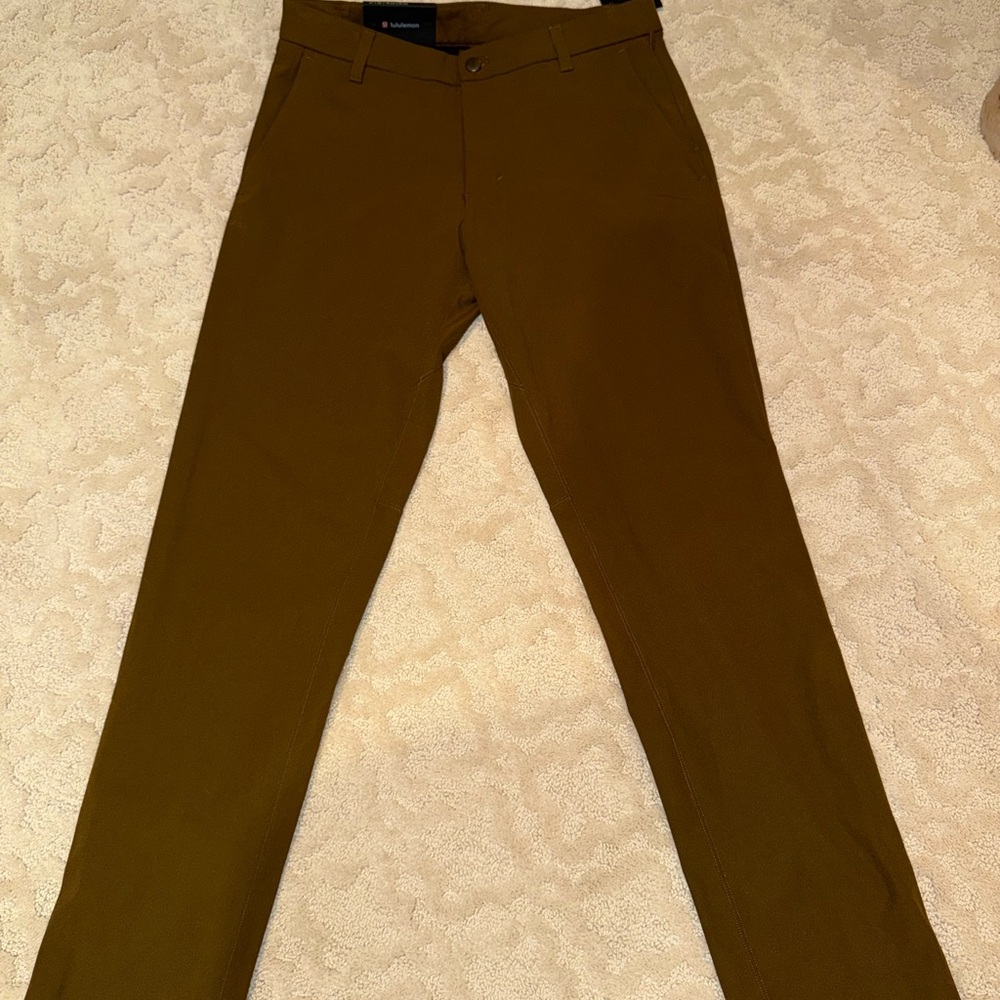 NWT Lululemon Men's Commission Slim fit Artifact Dress/Golf/Trousers